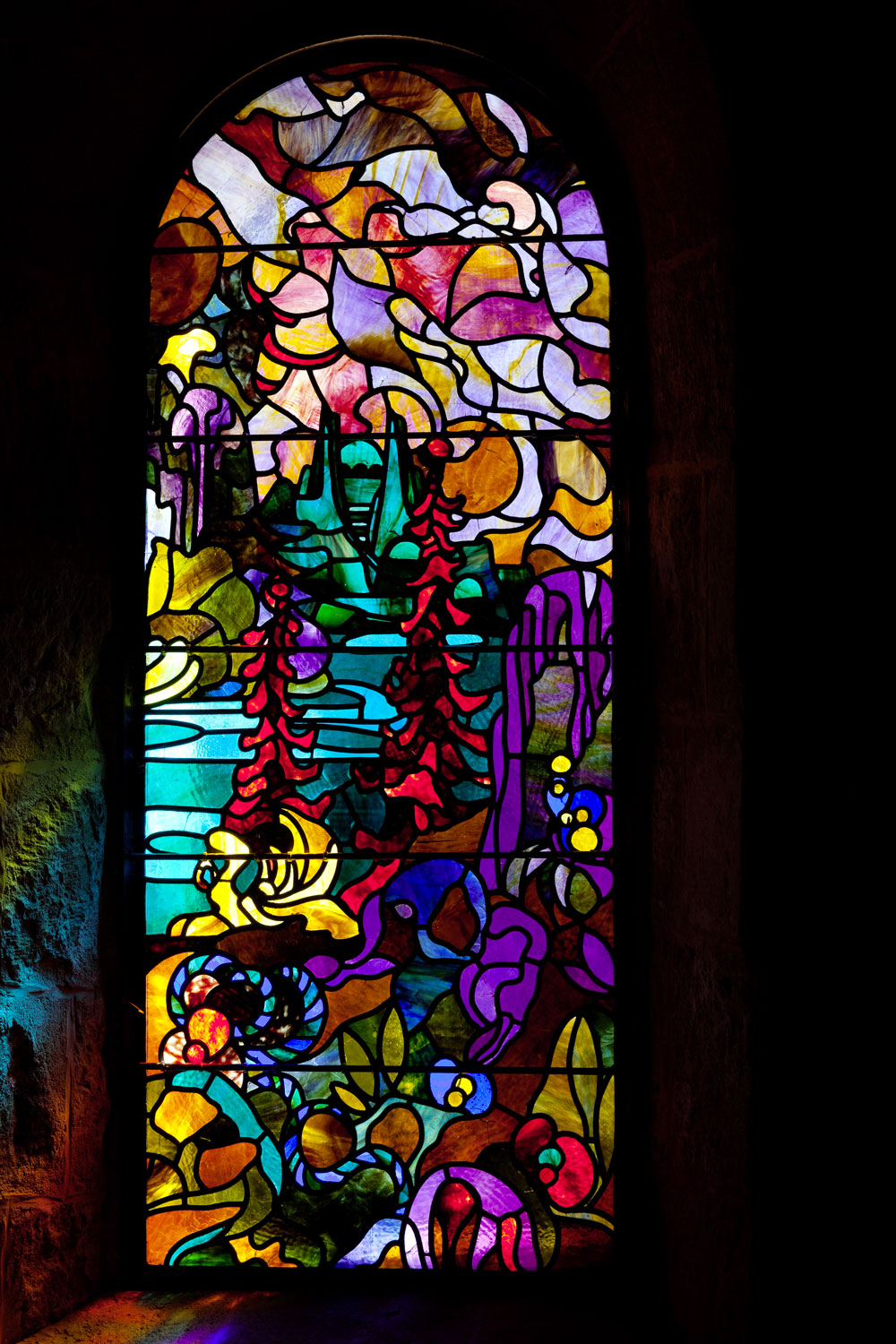 Gustave Fayet - Site Officiel - Richard Burgsthal – vitrail dans l’abbatiale – Abbaye de Fontfroide